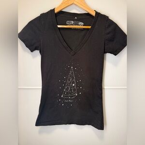 💸CLEARANCE 4/$15💸 Pizza Major Black V-Neck Graphic Tee